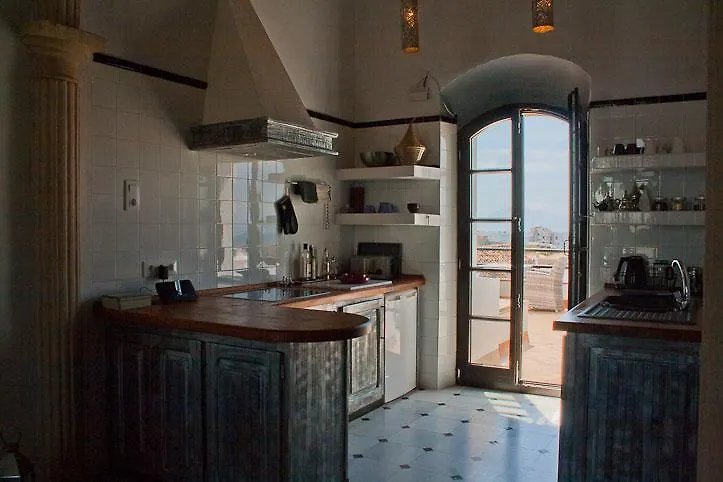 Darcilla Guest House Tarifa