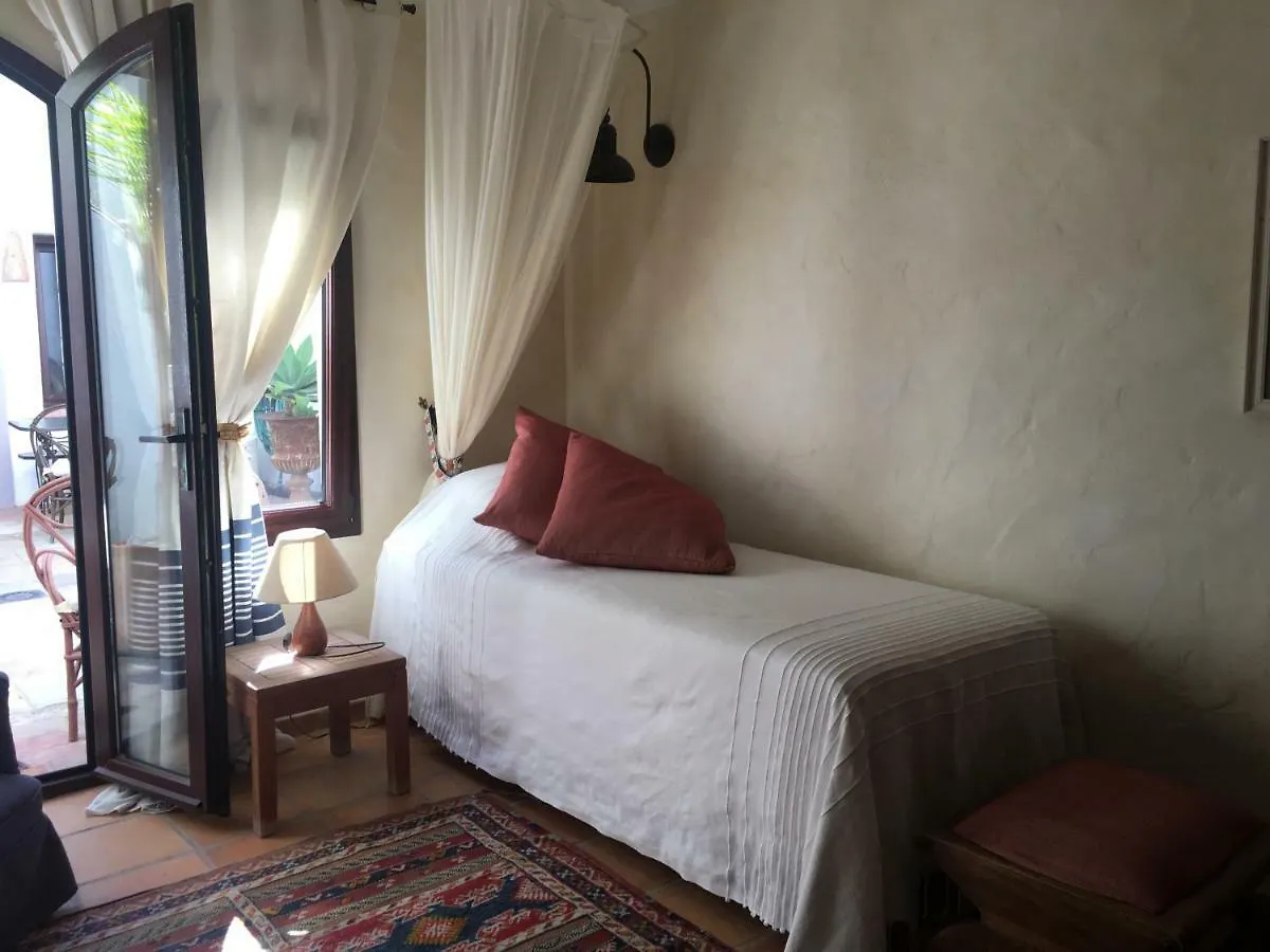 Darcilla Guest House Tarifa